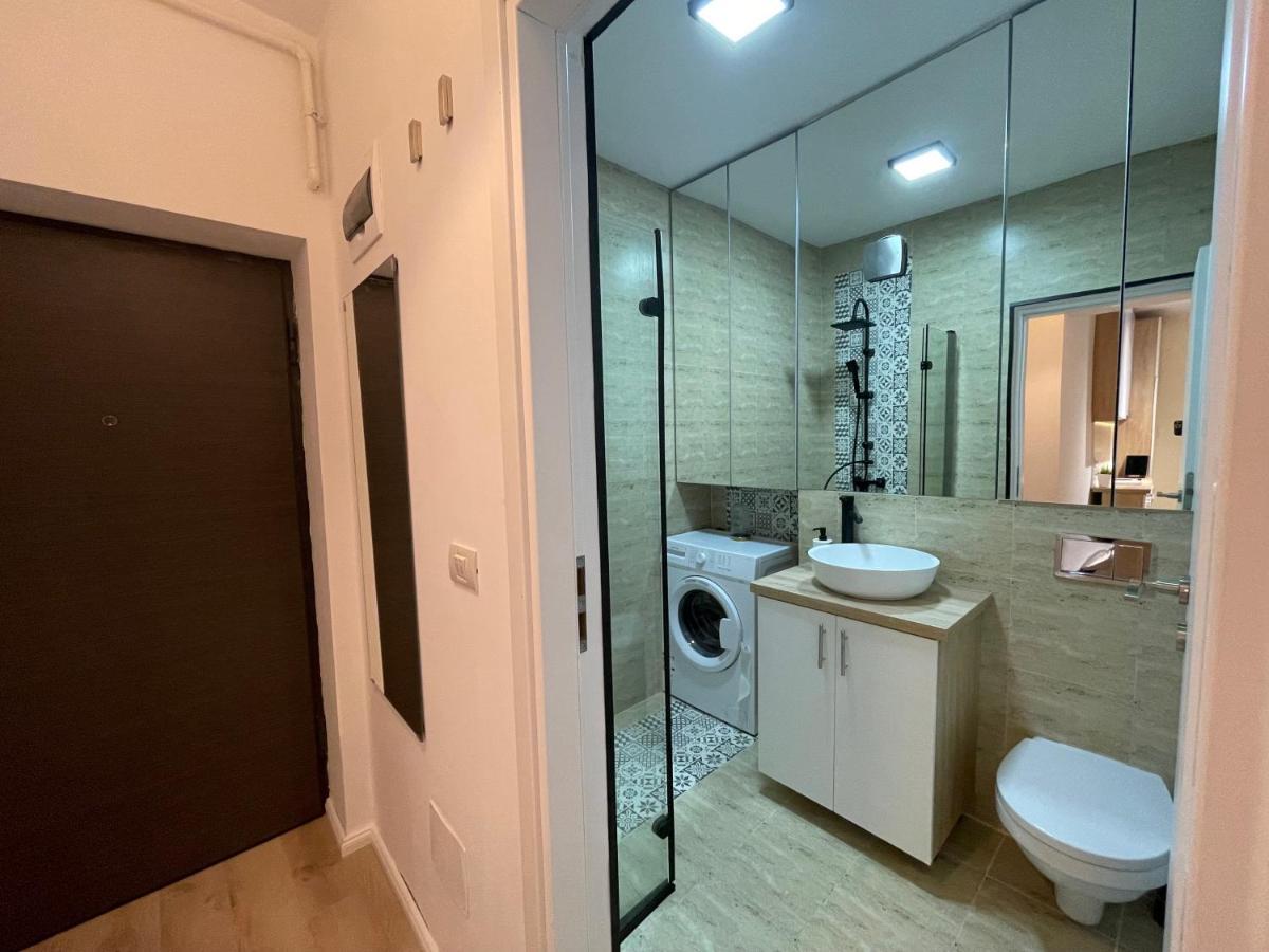 Riverside Luxury Apartment Near President Palace Bucharest Luaran gambar